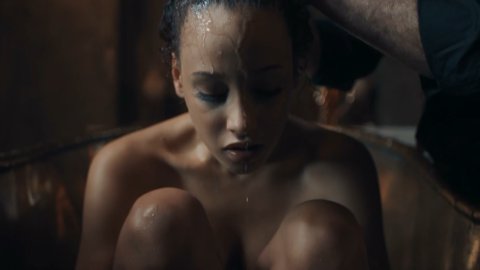 Elarica Johnson - Erotic Scenes in A Discovery of Witches s01e02-07 (2018)