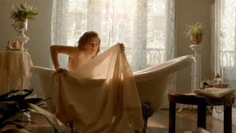 Blanca Suarez - Erotic Scenes in Lo que escondían sus ojos s01e01 (2016)