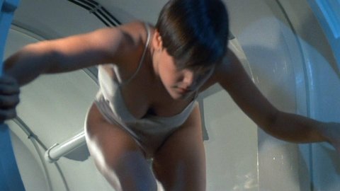 Carey Lowell, Talisa Soto - Erotic Scenes in Licence to Kill (1989)