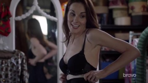 Michelle Dockery - Erotic Scenes in Good Behavior s02e05 (2017)