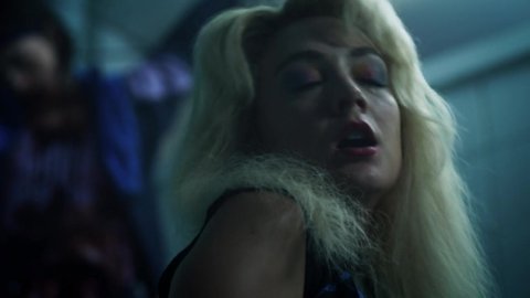 Billie Lourd - Erotic Scenes in American Horror Story s09e04 (2019)