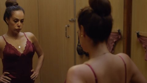 Cristina Umana - Erotic Scenes in Wild District s01e04 (2018)