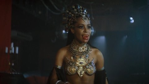 Aaliyah - Erotic Scenes in Queen of the Damned (2002)