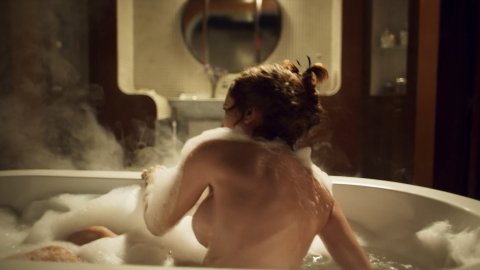 Ivana Baquero, Begoña Vargas - Erotic Scenes in High Seas s01e03-04 (2019)