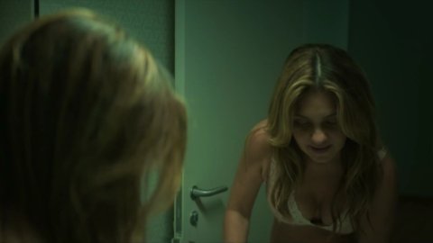 Adriana Esteves - Erotic Scenes in Harassment s01e01 (2018)