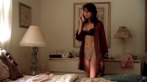 Oksana Lada - Erotic Scenes in The Sopranos s04e13 (2002)