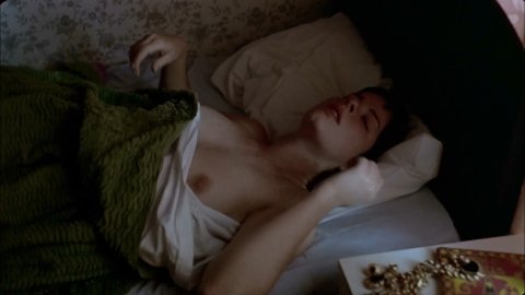 Marcia Gay Harden, Donogh Rees - Erotic Scenes in The Crush (1992)