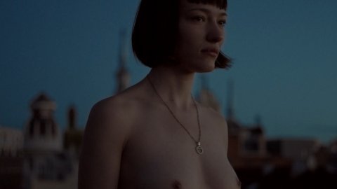 Nerea Revilla Merino - Erotic Scenes in Gold (2017)