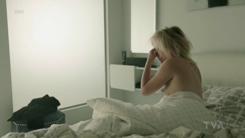 Eve Lemieux - Erotic Scenes in Fugueuse s01e03 (2018)