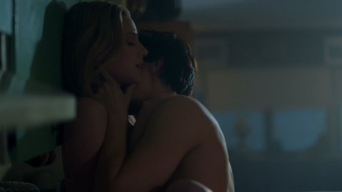 Lili Reinhart - Erotic Scenes in Riverdale s01e13 (2017)