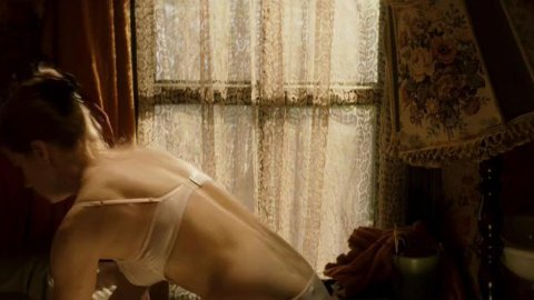 Amy Adams - Erotic Scenes in Leap Year (2010)