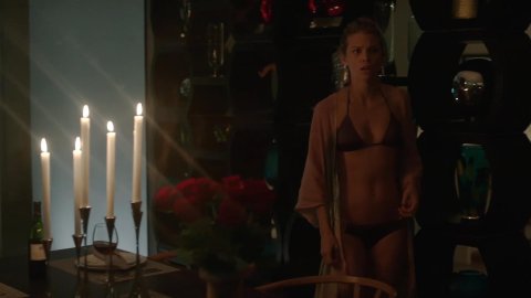 AnnaLynne McCord - Erotic Scenes in Stalker s01e07 (2014)