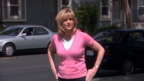 Courtney Thorne-Smith - Erotic Scenes in According to Jim s02e23 (2002)