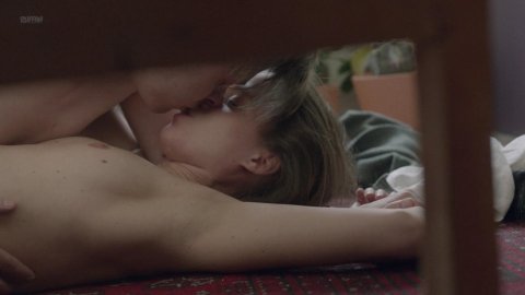 Kristin Jess Rodin - Erotic Scenes in Nothing Ever Really Ends (2016)