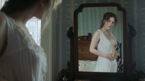 Ann Skelly - Erotic Scenes in Death and Nightingales s01e01 (2018)