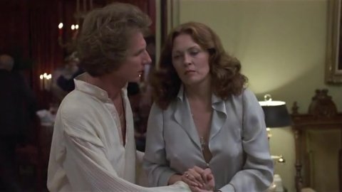 Faye Dunaway - Erotic Scenes in Eyes of Laura Mars (1978)