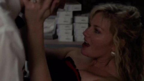 Kirsten Dunst - Erotic Scenes in On Becoming a God in Central Florida s01e06 (2019)