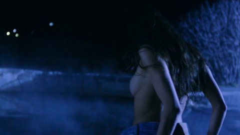 Ariadna Romero - Erotic Scenes in Ovunque tu sarai (2017)