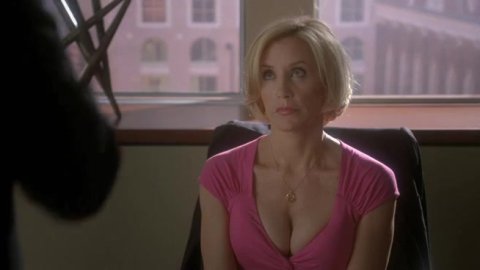 Felicity Huffman - Erotic Scenes in Desperate Housewives s06e04 (2009)