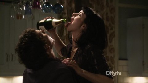 Krysten Ritter - Erotic Scenes in Don't Trust the B---- in Apartment 23 s01e01 (2012)