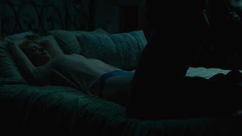 Isla Fisher - Erotic Scenes in Visions (2015)