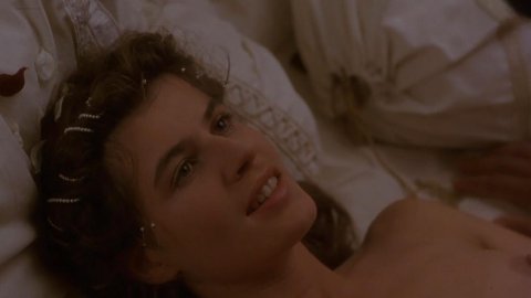 Irene Jacob - Erotic Scenes in Othello (1995)