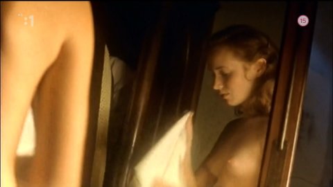 Tatiana Pauhofova - Erotic Scenes in Cruel Joys (2002)