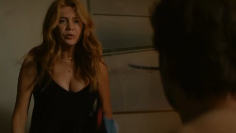 Palina Rojinski - Erotic Scenes in Nightlife (2020)