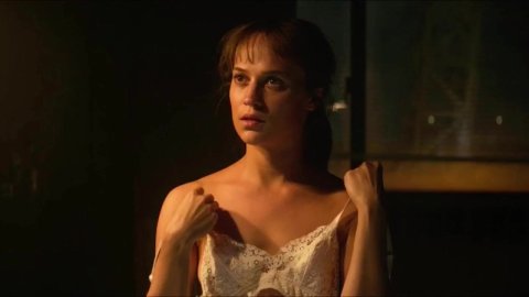 Alicia Vikander - Erotic Scenes in Earthquake Bird (2019)