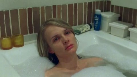 Magdalena Dabrowska - Erotic Scenes in Glina s01e02-04 (2004)