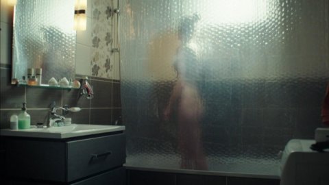 Svetlana Khodchenkova - Erotic Scenes in Sterva s01e01 (2016)