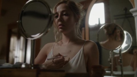 MacKenzie Porter - Erotic Scenes in Travelers s01e07 (2016)