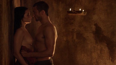 Katrina Law - Erotic Scenes in Spartacus s01e13 (2010)