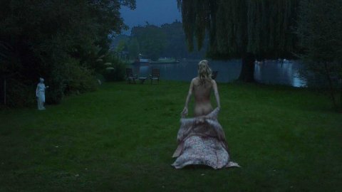 Vanessa Kirby, Aimee-Ffion Edwards - Erotic Scenes in Queen & Country (2014)