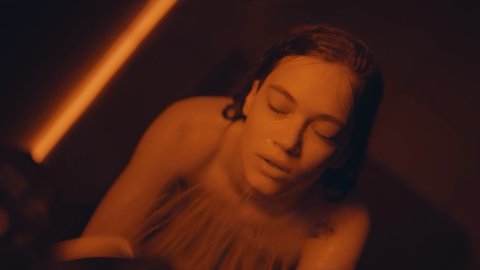 Melisa Senolsun - Erotic Scenes in The Gift s01e04 (2019)