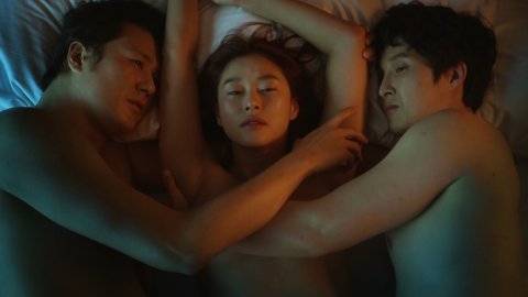 Ye Ji-won (Ji-won Ye) - Erotic Scenes in Busted! (2019)