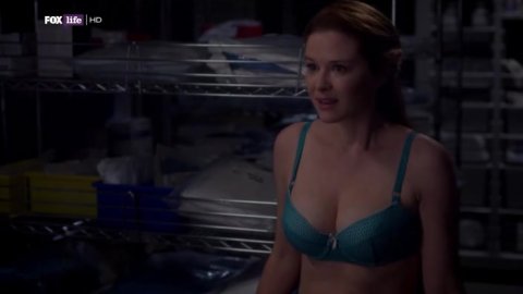 Sarah Drew - Erotic Scenes in Grey's Anatomy s11e16 (2014)